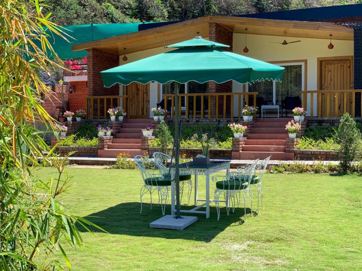 فندق دهرادونفي  The River S Edge Farm المظهر الخارجي الصورة